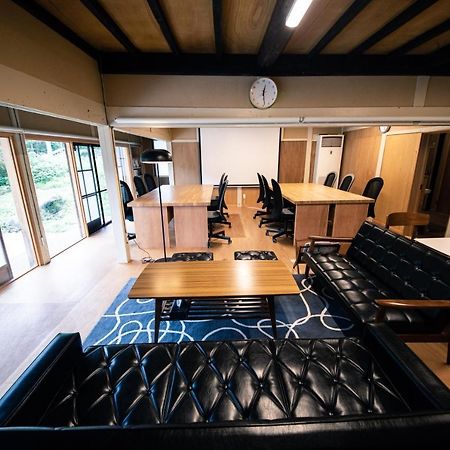 山の中の一棟貸切宿 五番地 Nambu (Yamanashi) Ngoại thất bức ảnh