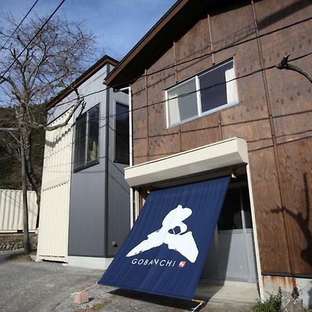 山の中の一棟貸切宿 五番地 Nambu (Yamanashi) Ngoại thất bức ảnh