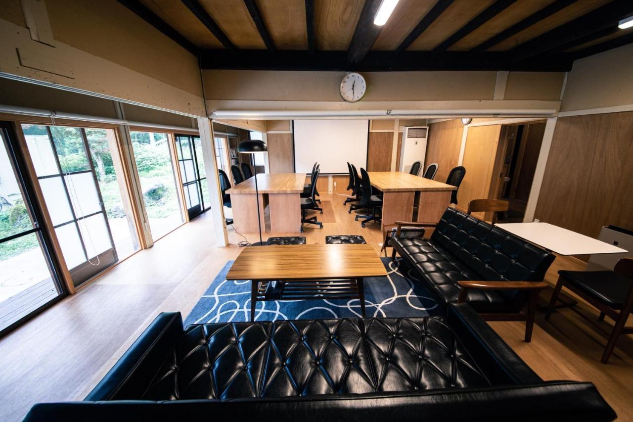 山の中の一棟貸切宿 五番地 Nambu (Yamanashi) Ngoại thất bức ảnh