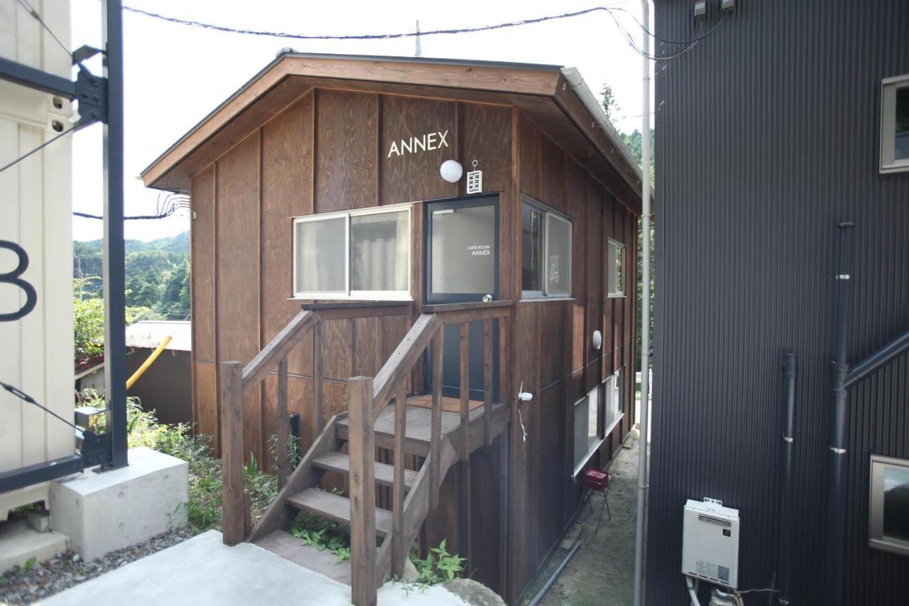山の中の一棟貸切宿 五番地 Nambu (Yamanashi) Ngoại thất bức ảnh